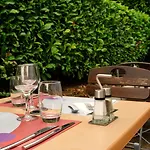Hotell Campanile Lyon Porte De Lyon