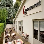 Campanile Lyon Porte De Lyon Hotell