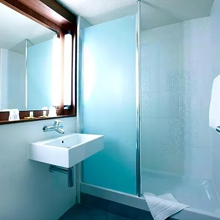 Hotell Campanile Lyon Porte De Lyon